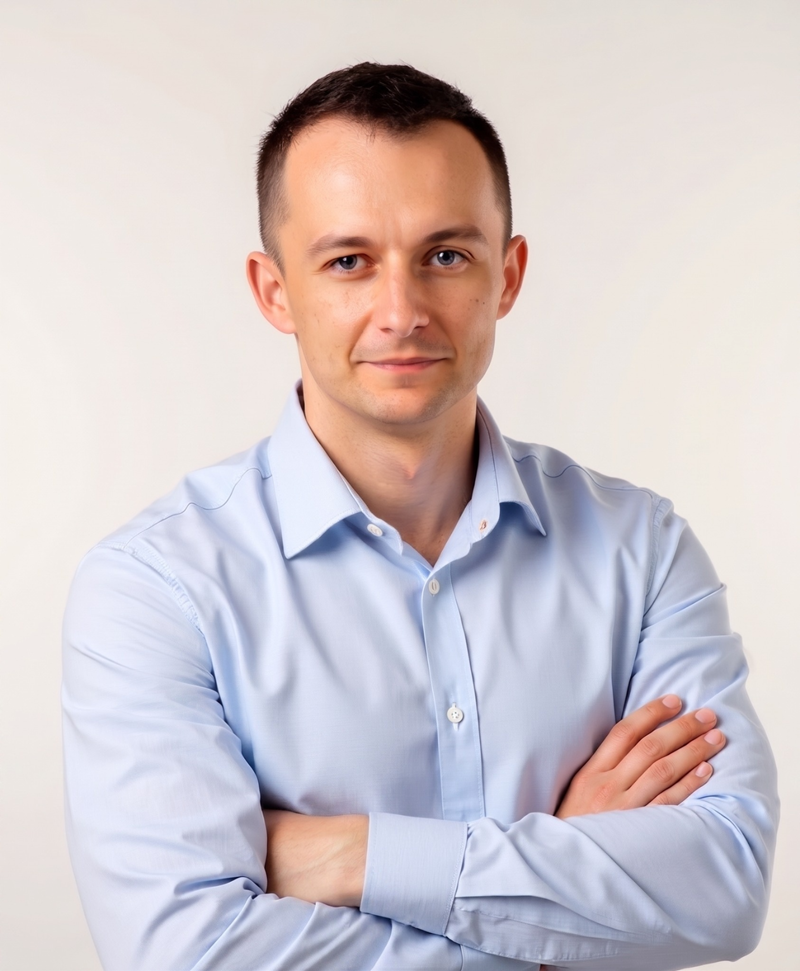 Patryk Wychowaniec – założyciel portalu BezpiecznePrzetargi.pl i autor e-booka o przetargach nieruchomości